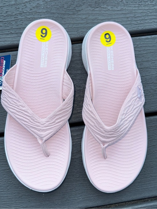 Skechers Shoes - Skechers Women’s Pale Pink Comfort Flip-Flop Sandals